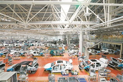 智能微电网 驱动汽车工厂迈向全年零碳排放的软件定义优化之路